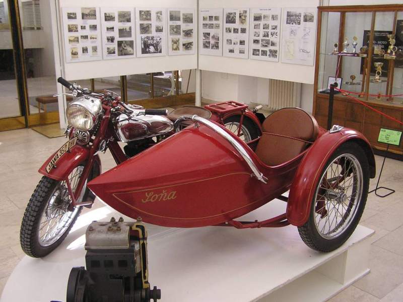 Jawa_350_ohv_48.jpg